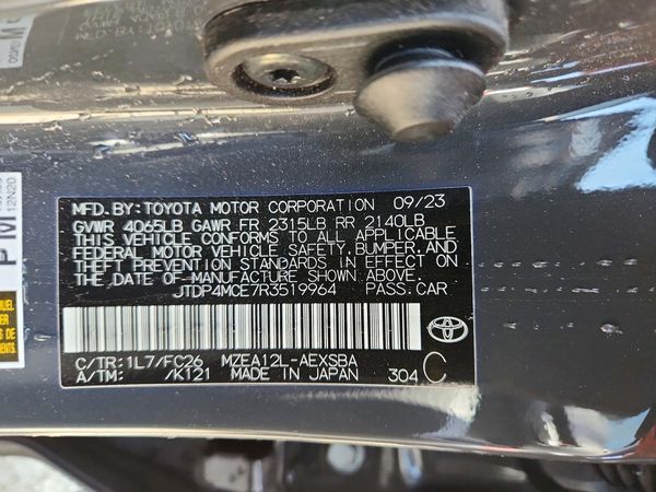 2024 TOYOTA COROLLA