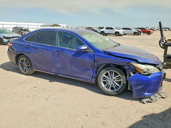 2015 TOYOTA CAMRY