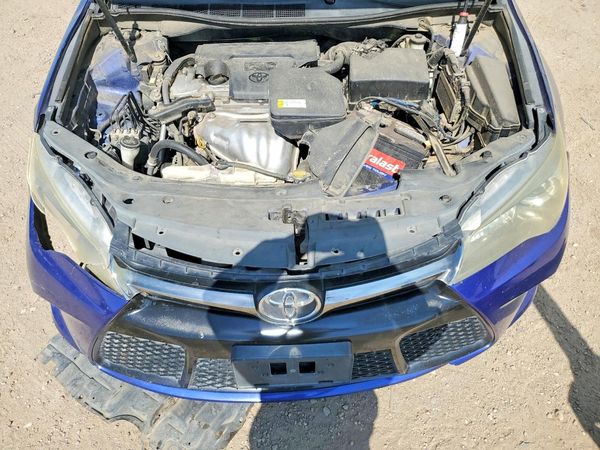 2015 TOYOTA CAMRY