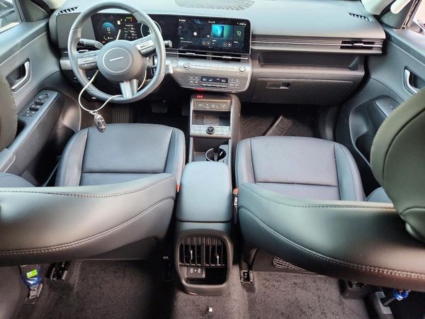 2025 HYUNDAI KONA Limited