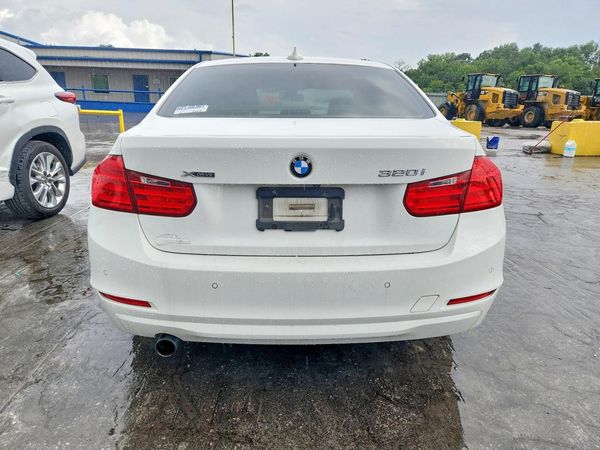 2015 BMW 320 xDrive SA