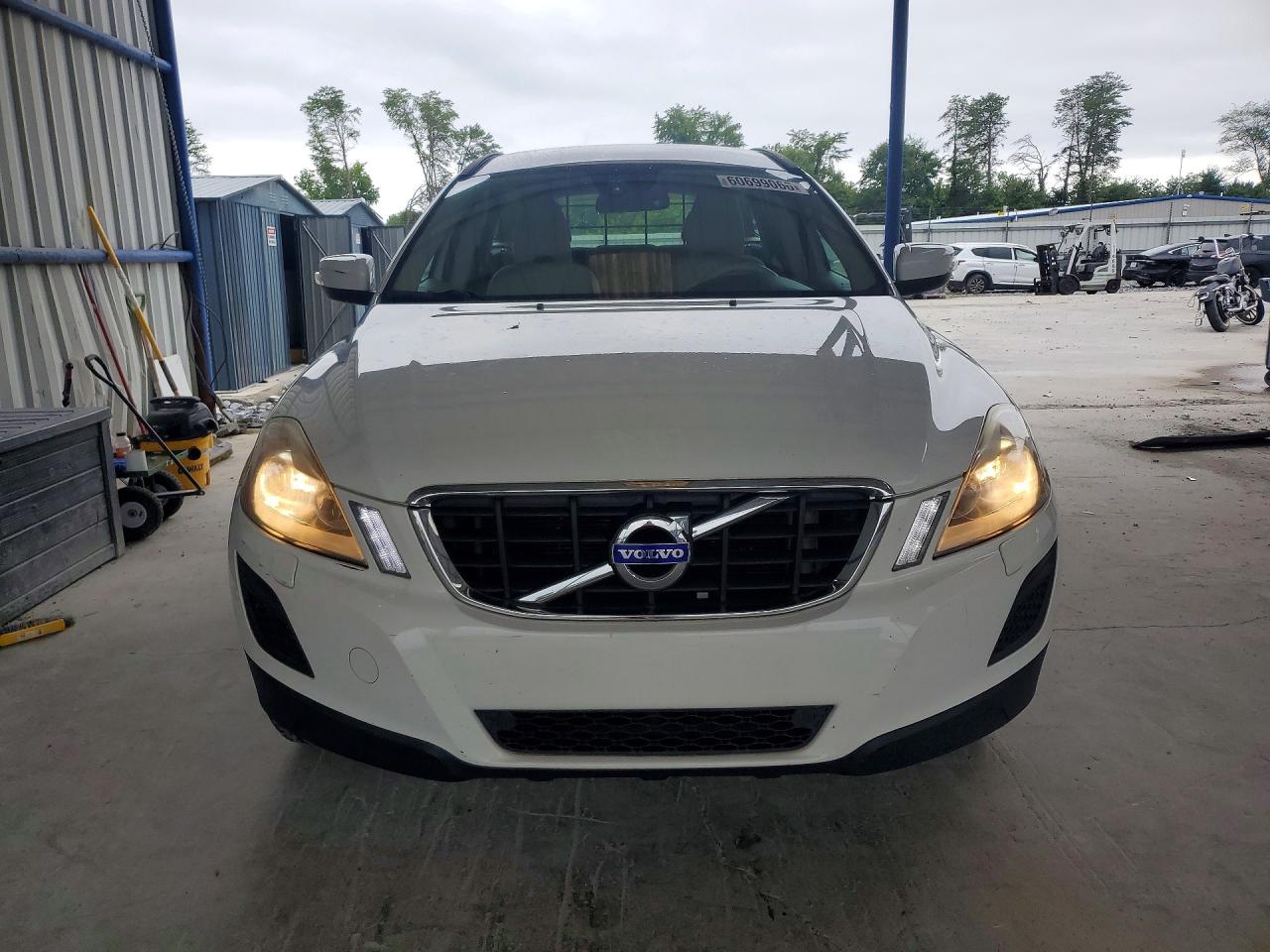2013 VOLVO XC60