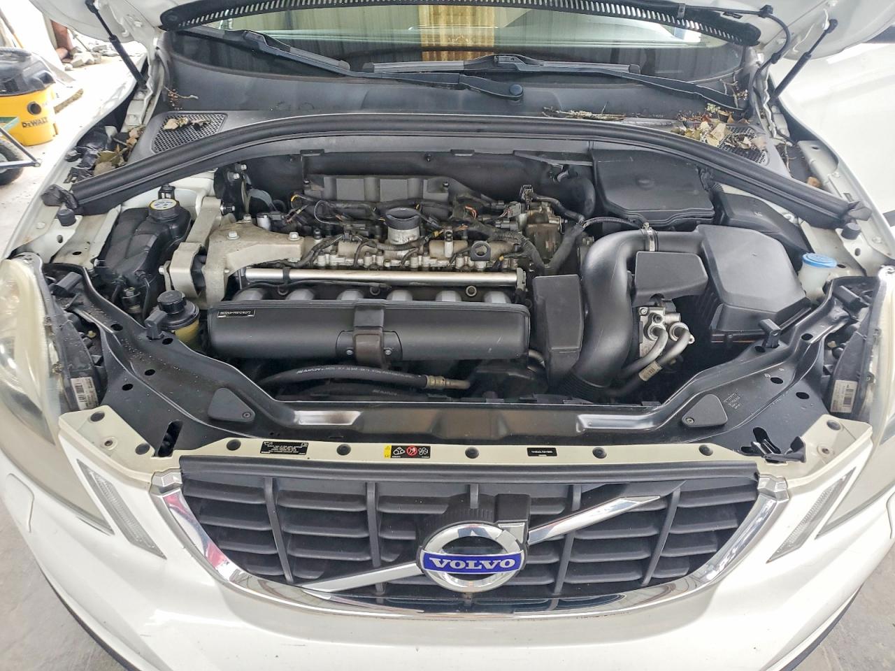 2013 VOLVO XC60