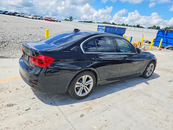 2017 BMW 330