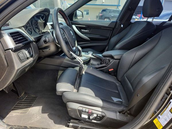 2017 BMW 330