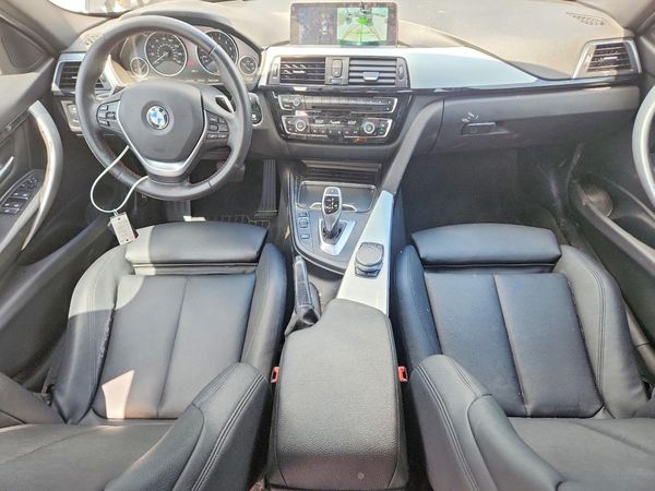 2017 BMW 330