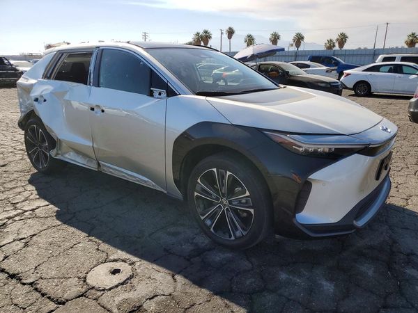 2023 TOYOTA BZ4X