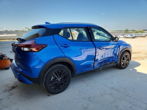 2024 NISSAN KICKS SV