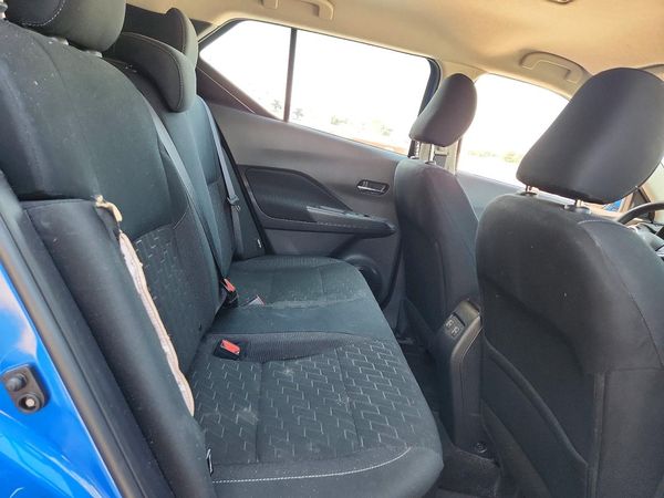 2024 NISSAN KICKS SV