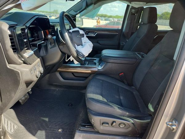 2024 CHEVROLET SILVERADO RST — DENT