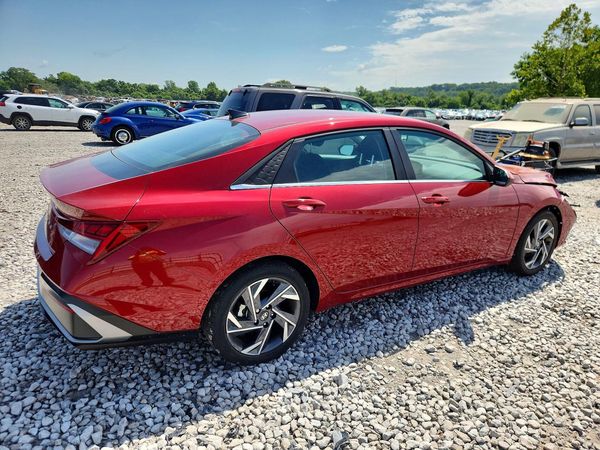 2024 HYUNDAI ELANTRA SEL w/ Convenience Pkg