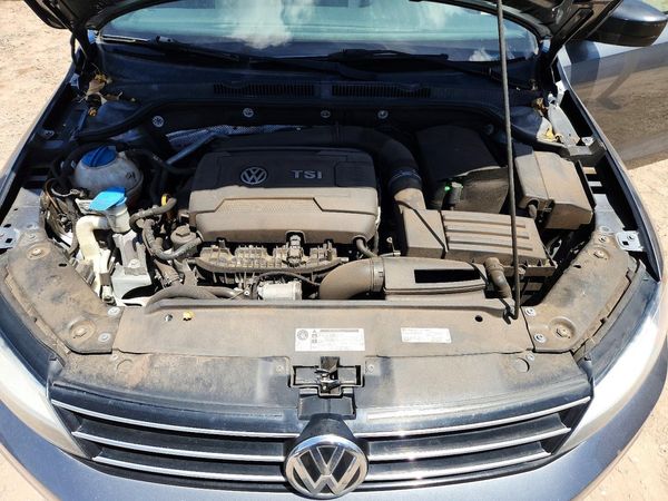 2017 VOLKSWAGEN JETTA