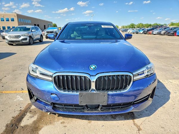 2023 BMW 530XE