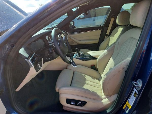 2023 BMW 530XE