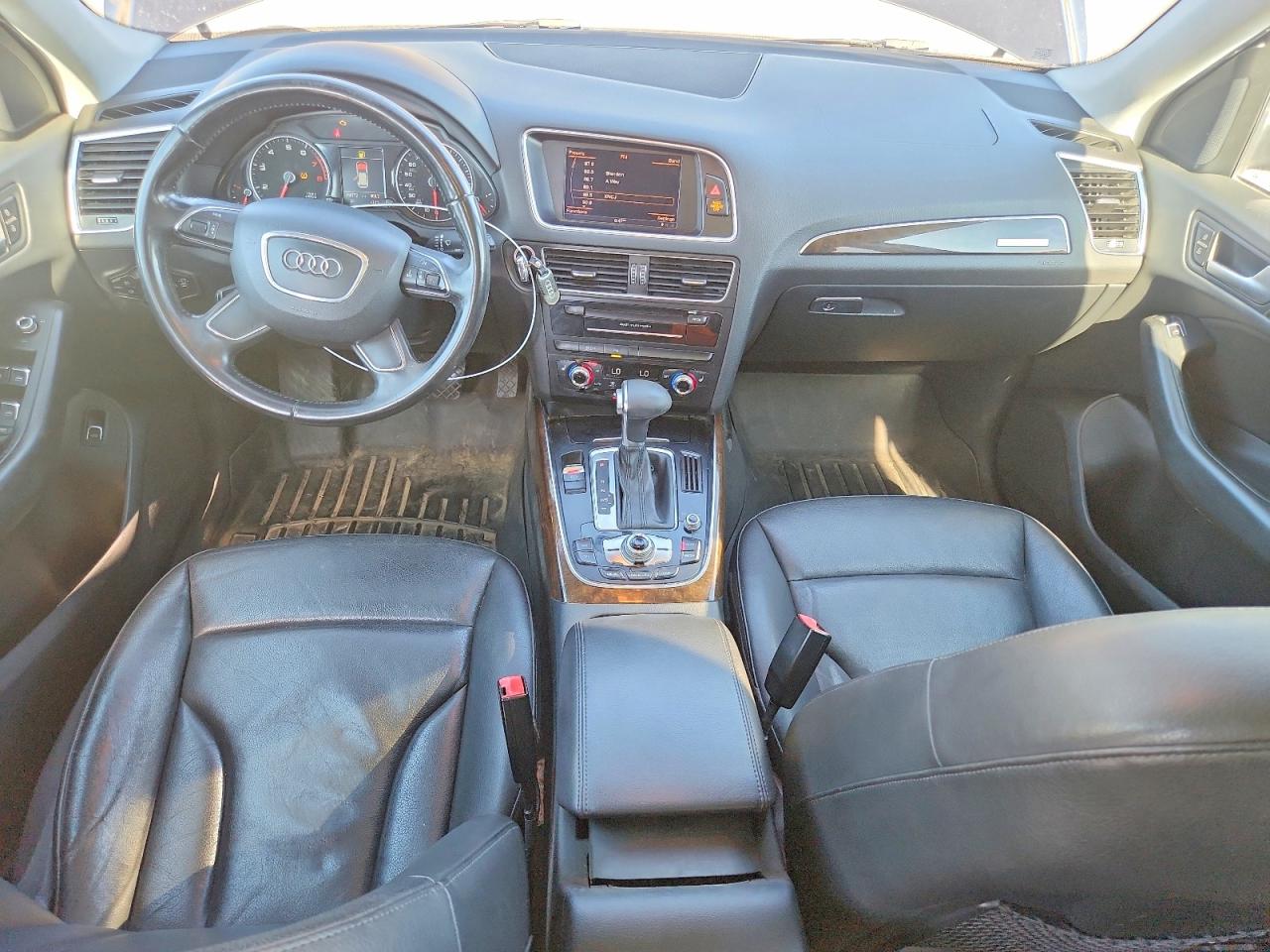 2013 AUDI Q5 Premium Plus