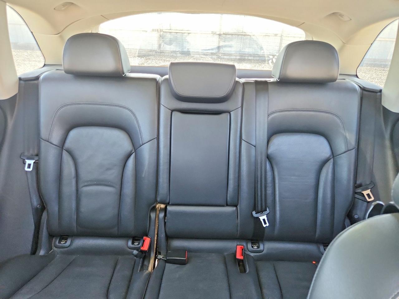 2013 AUDI Q5 Premium Plus