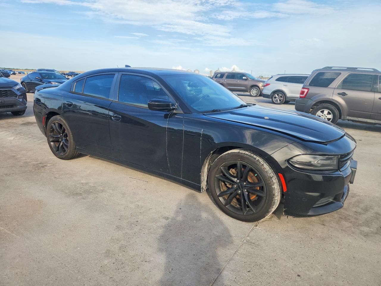 2016 DODGE CHARGER SXT