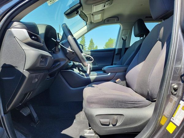 2021 TOYOTA HIGHLANDER L