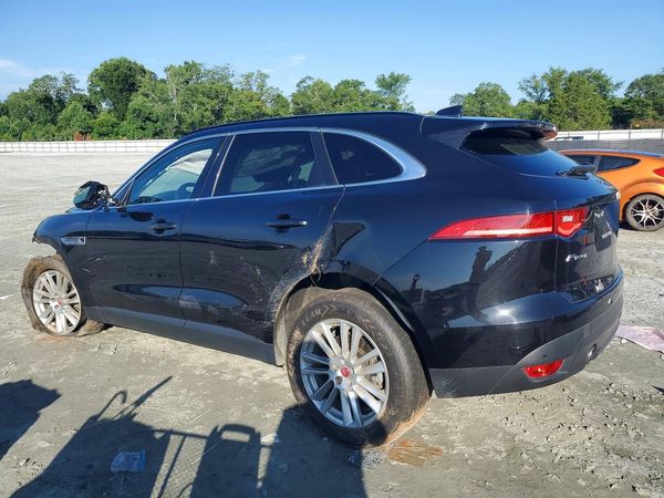 2017 JAGUAR F-PACE