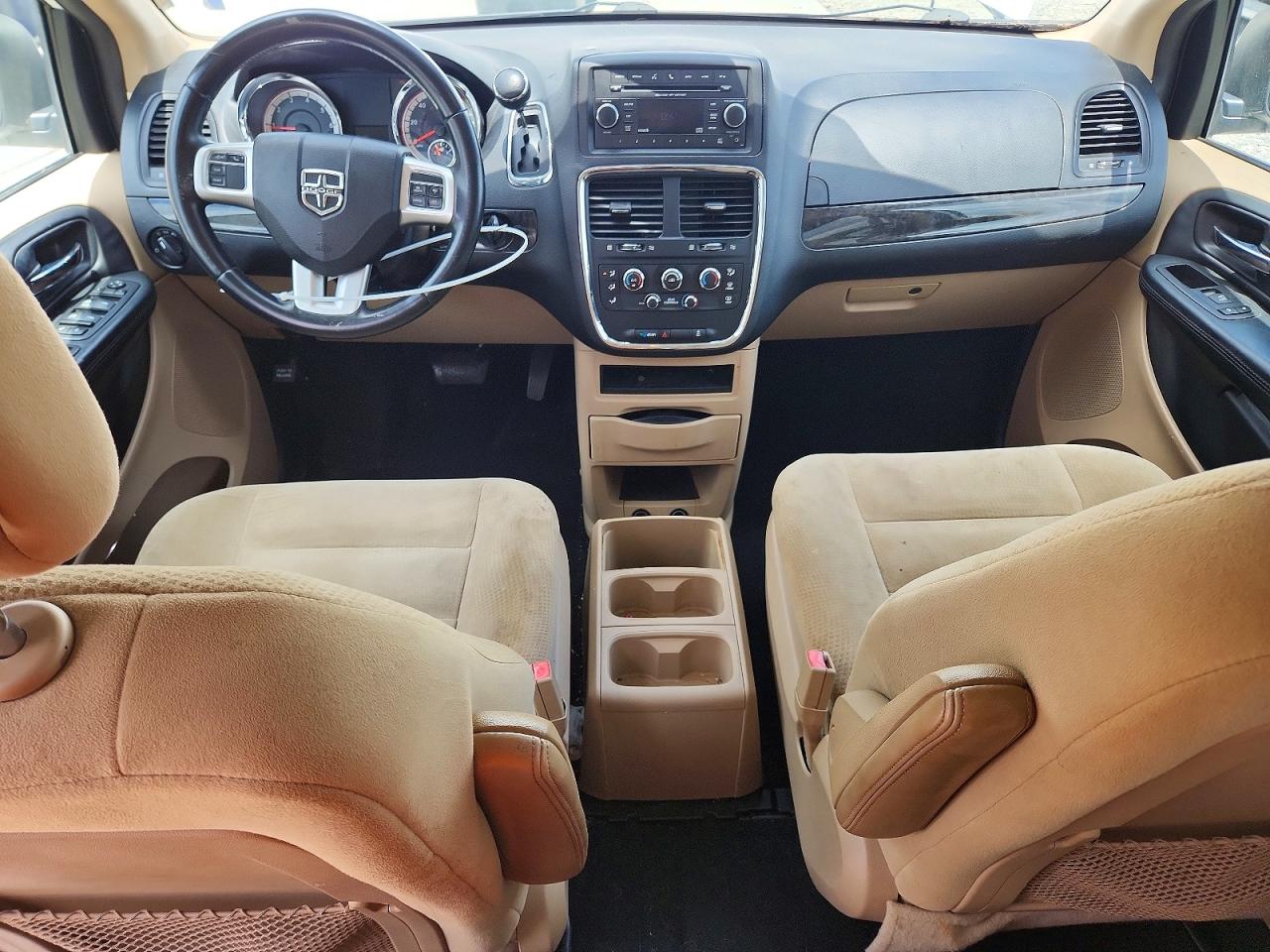 2016 DODGE GRAND CARAVAN SE