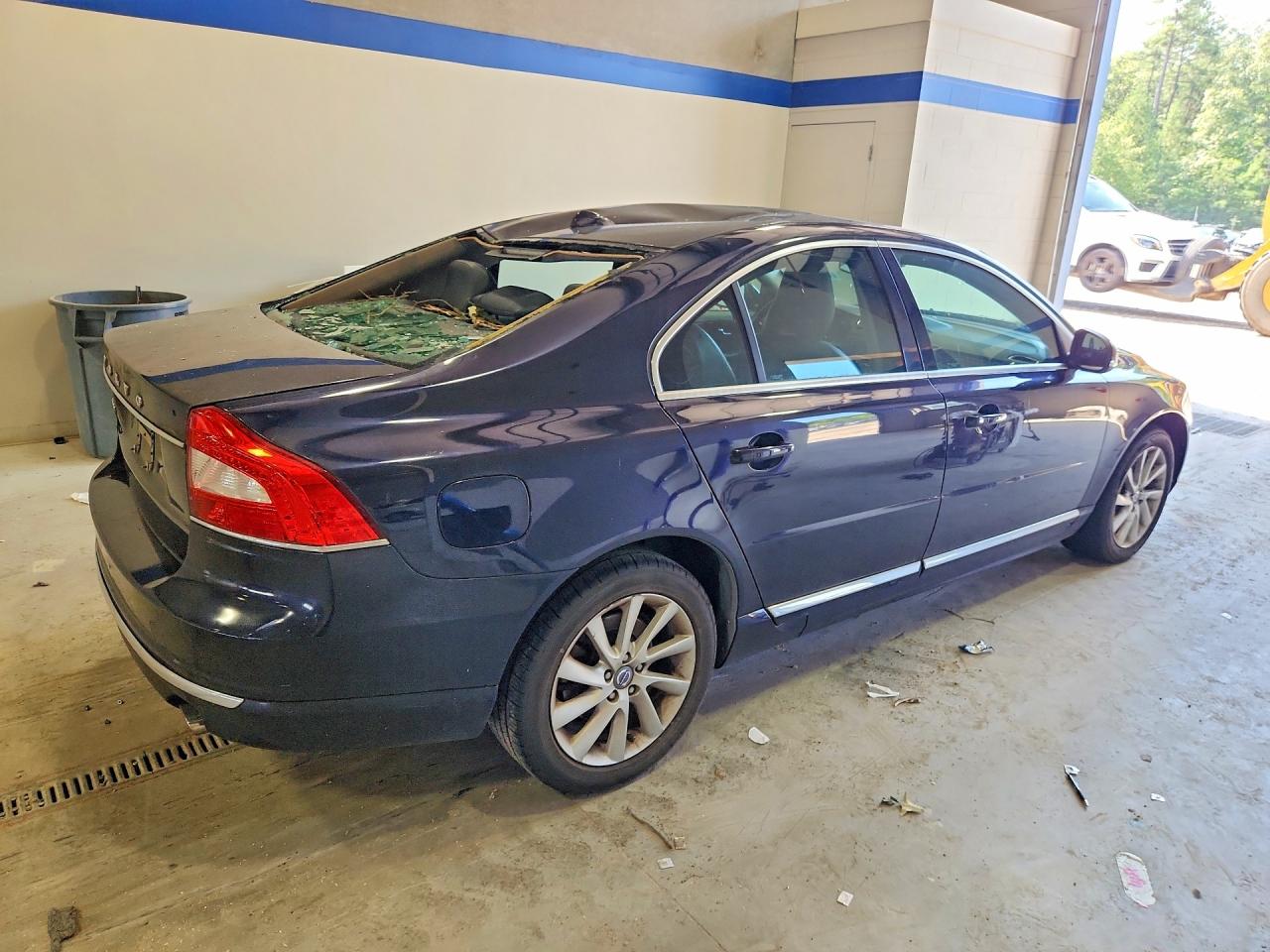 2014 VOLVO S80
