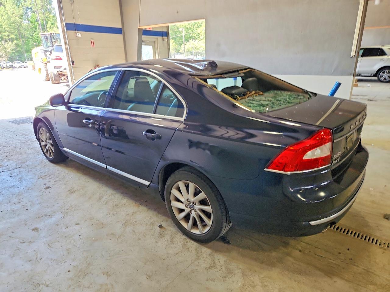 2014 VOLVO S80