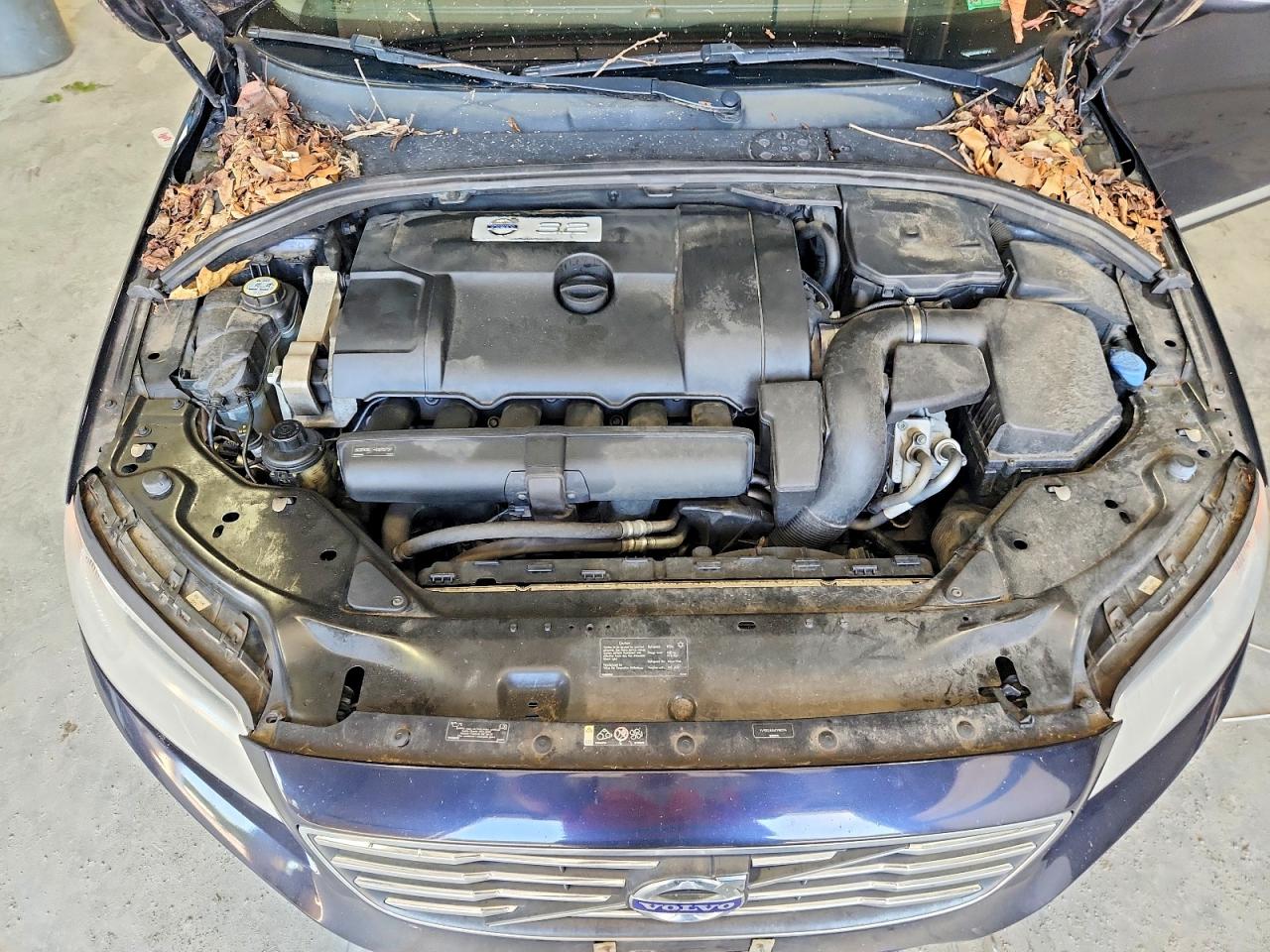 2014 VOLVO S80
