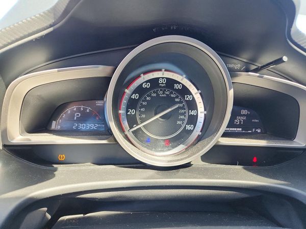 2015 MAZDA 3 Touring/GS