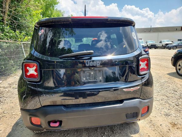 2017 JEEP RENEGADE TRAILHAWK 4X4