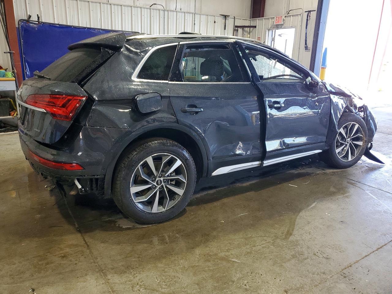 2021 AUDI Q5 quattro Prestige