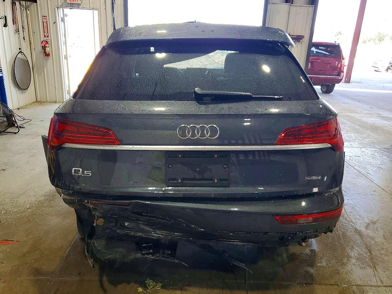 2021 AUDI Q5 quattro Prestige