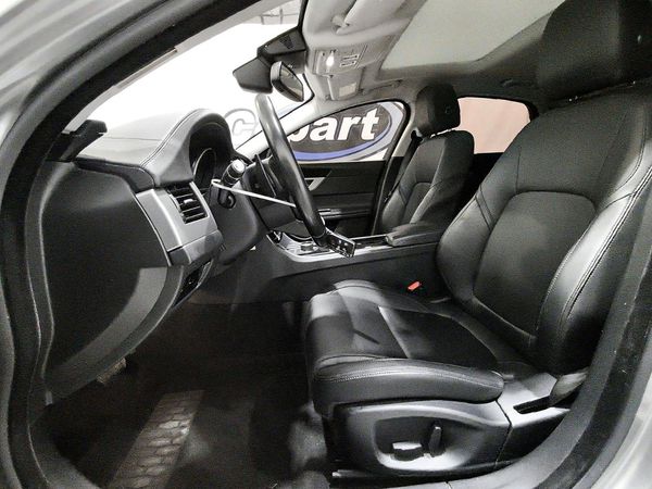 2017 JAGUAR XF Premium