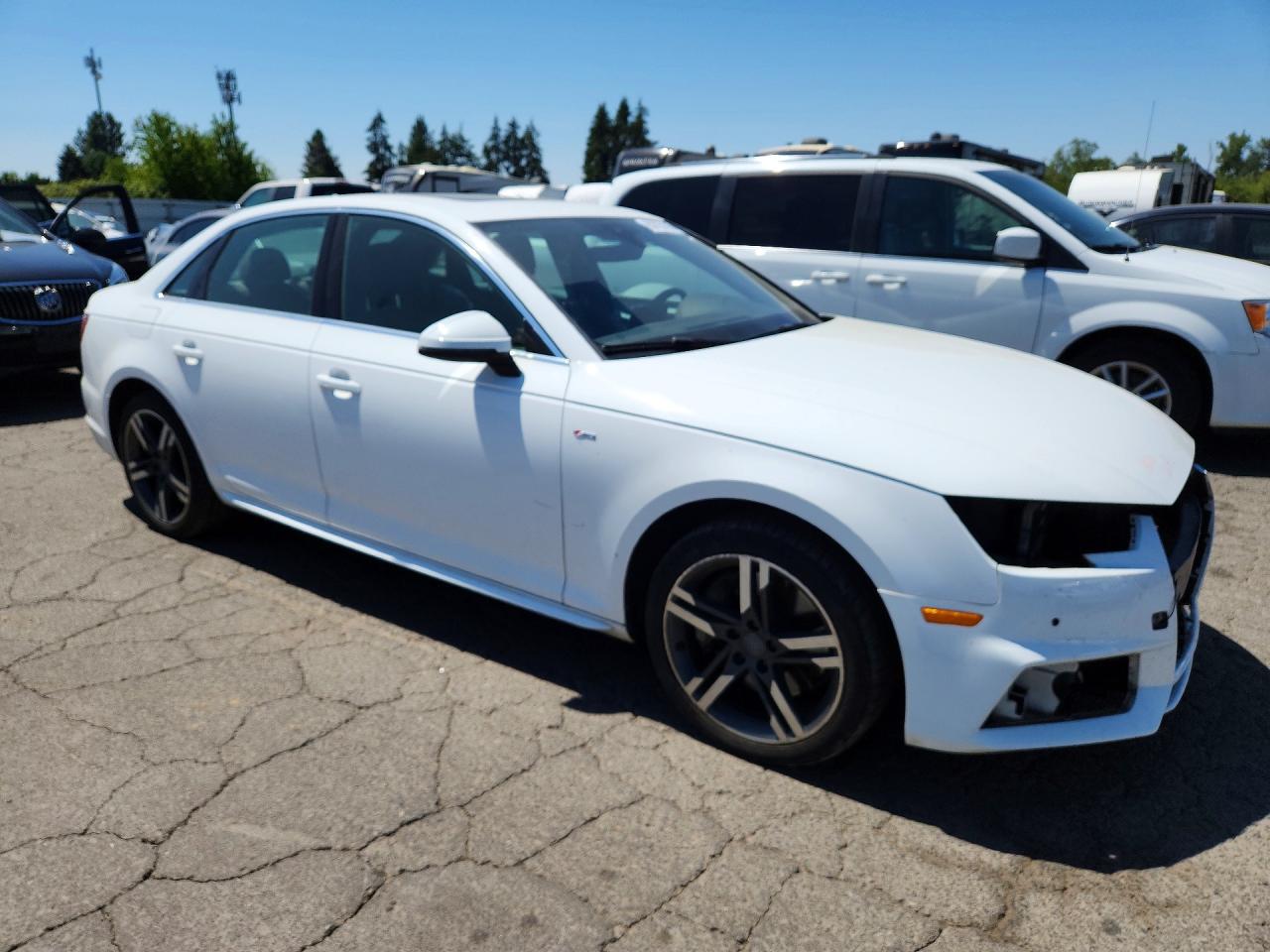 2018 AUDI A4