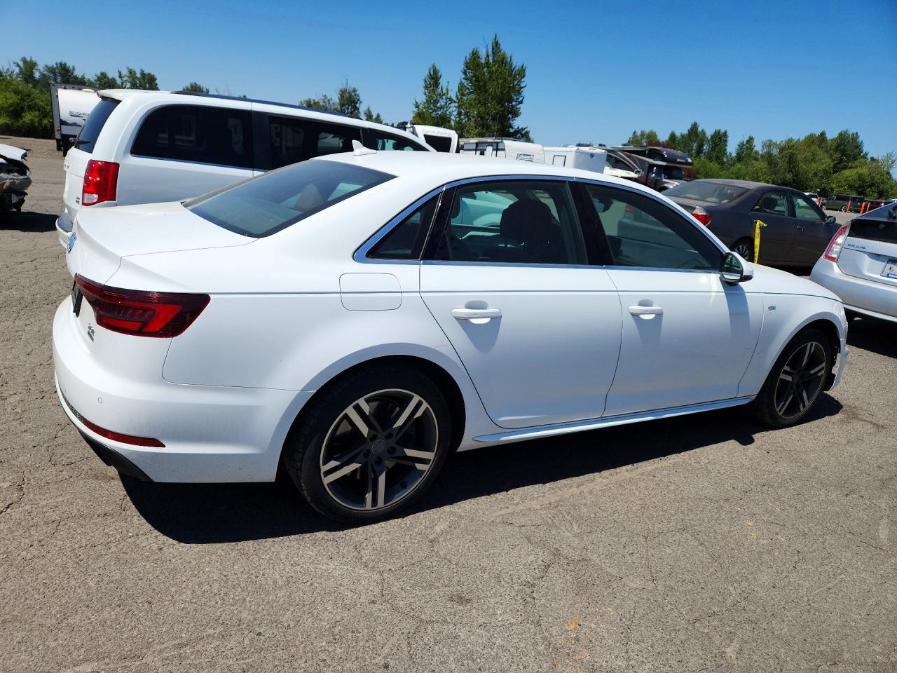 2018 AUDI A4