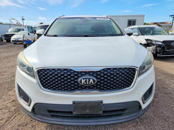 2017 KIA SORENTO L, LX