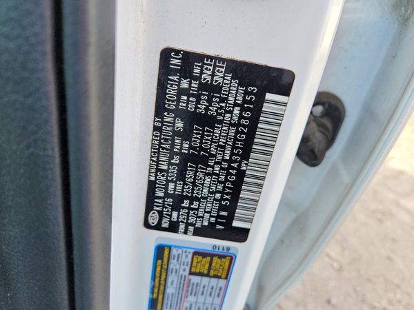 2017 KIA SORENTO L, LX
