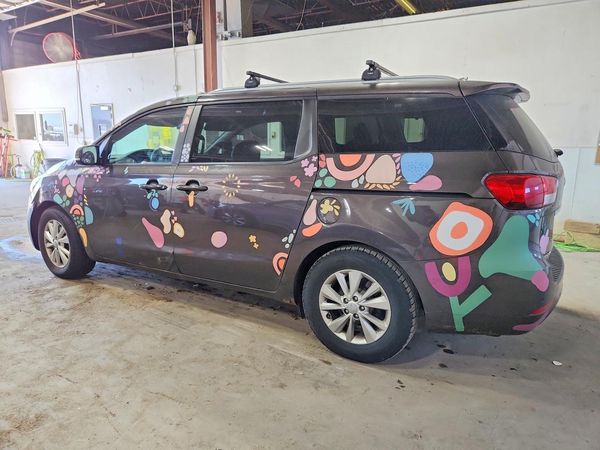 2016 KIA SEDONA LX
