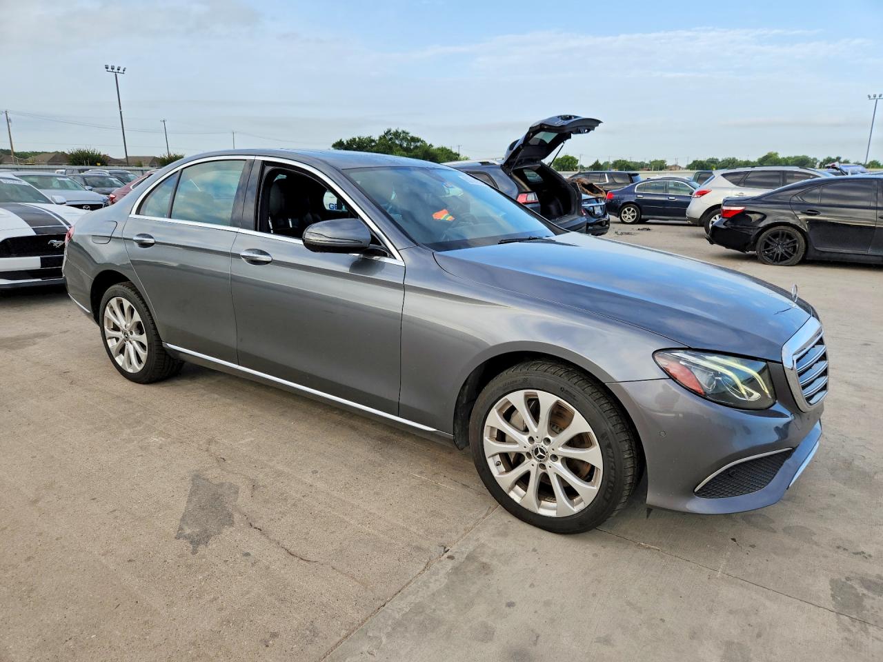 2017 MERCEDES-BENZ E E300-4M