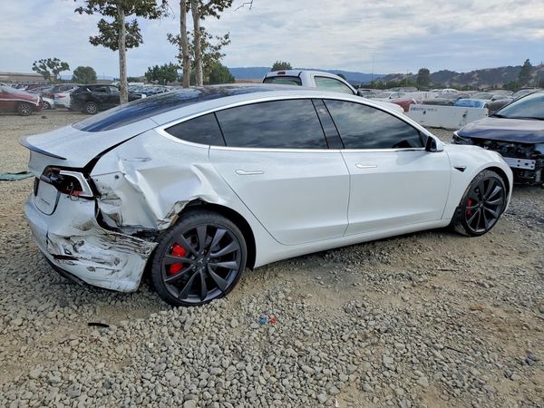 2020 TESLA MODEL 3