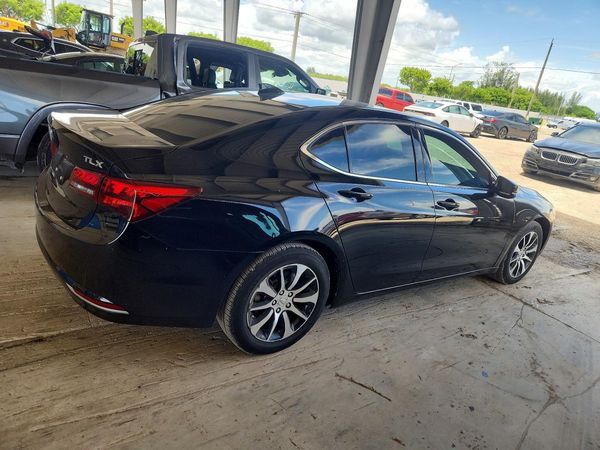 2015 ACURA TLX Base