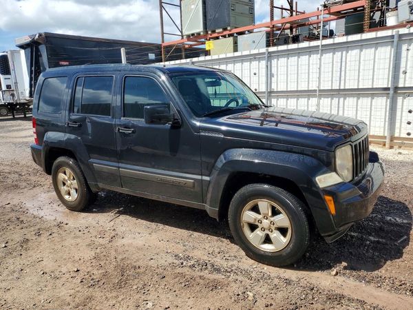 2012 JEEP LIBERTY Sport — Passenger 3/4