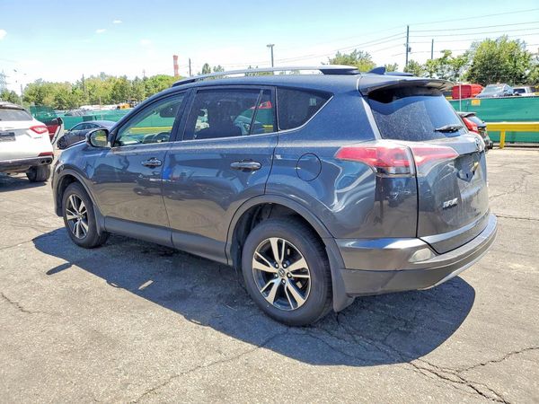 2017 TOYOTA RAV4 XLE