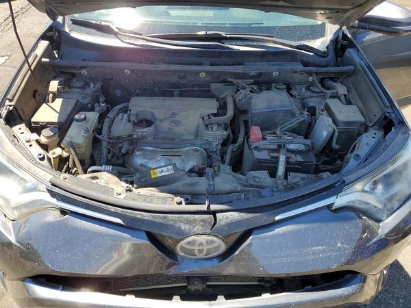 2017 TOYOTA RAV4 XLE