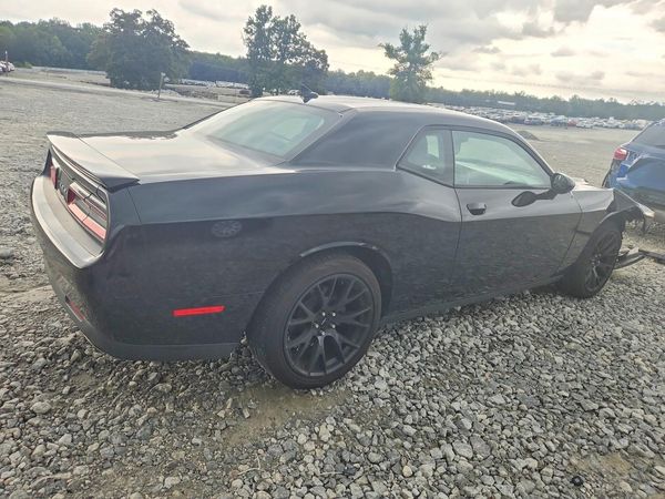 2015 DODGE CHALLENGER SXT