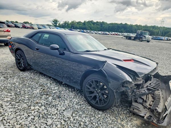 2015 DODGE CHALLENGER SXT