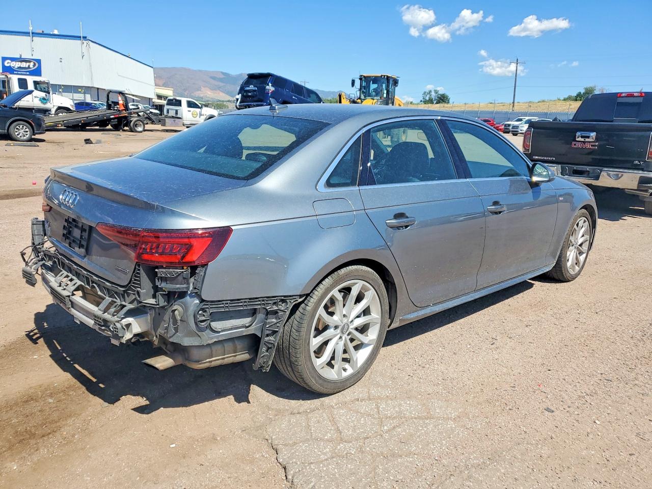2019 AUDI A4 quattro Premium