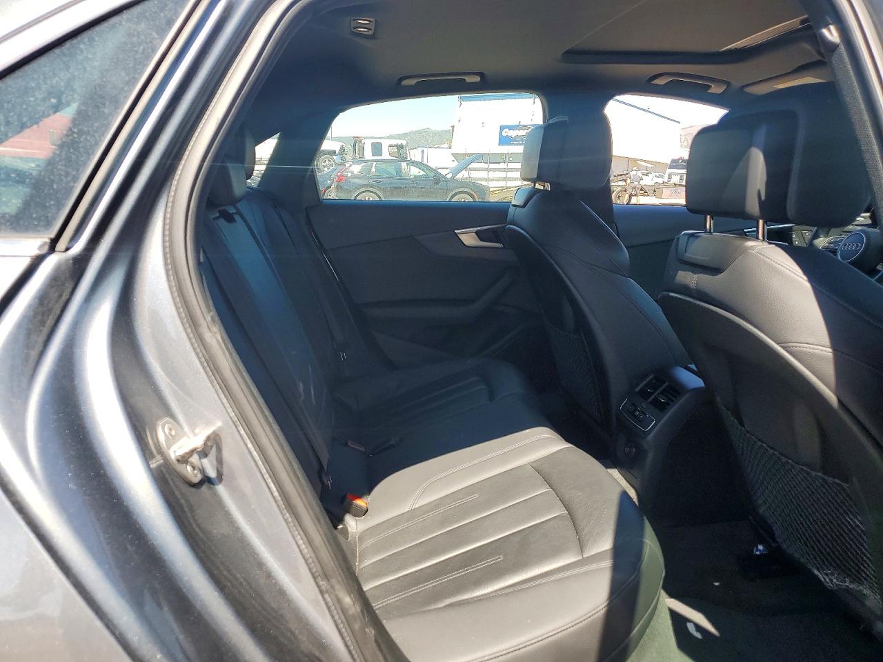 2019 AUDI A4 quattro Premium