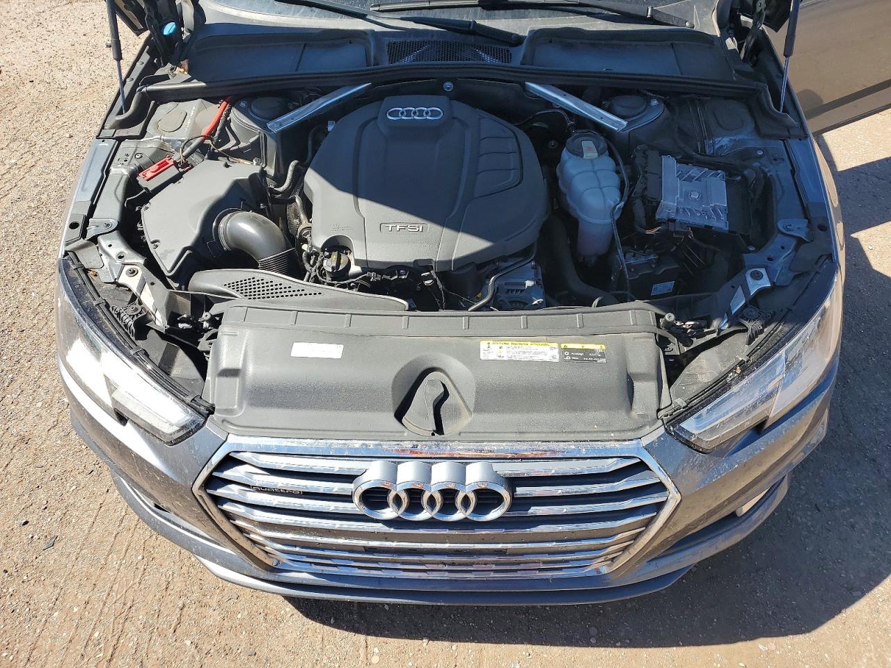 2019 AUDI A4 quattro Premium