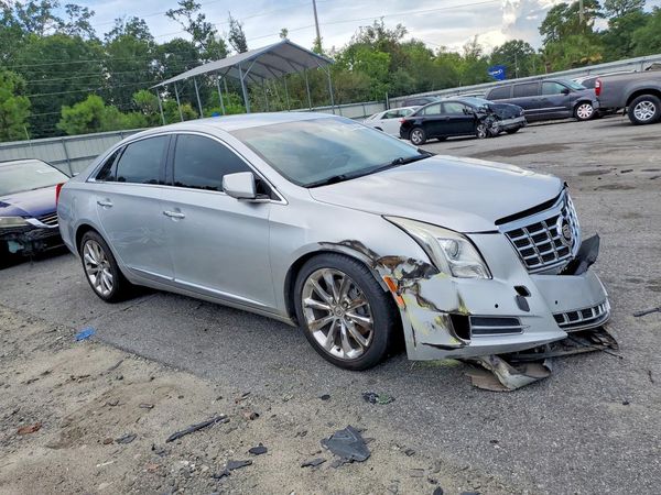 2013 CADILLAC XTS Premium