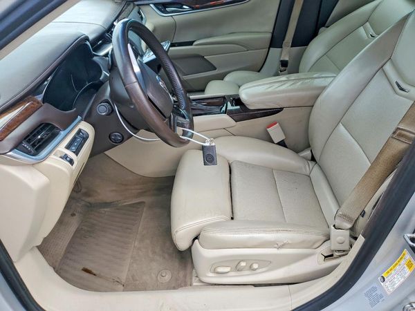 2013 CADILLAC XTS Premium